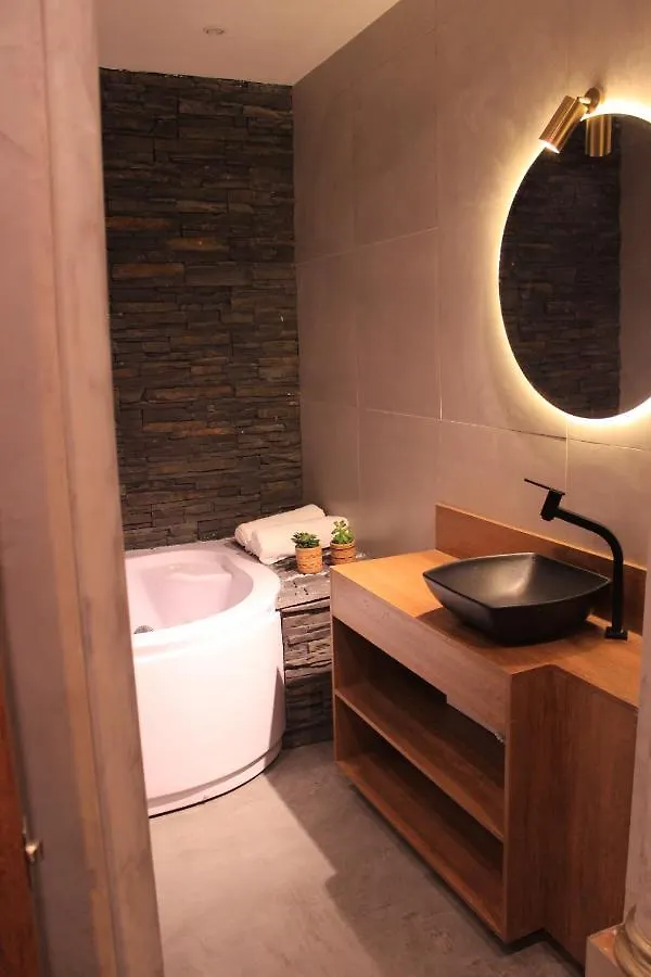 Hotel Inti Quito 4*,